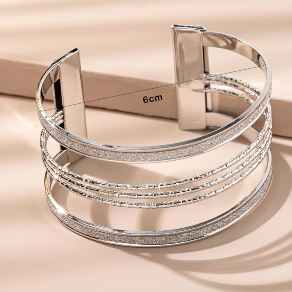 Bling Bling Cuff Bracelet White Gold Silver Grey Tone Embellished Glitter Shiny - Picture 3 of 3